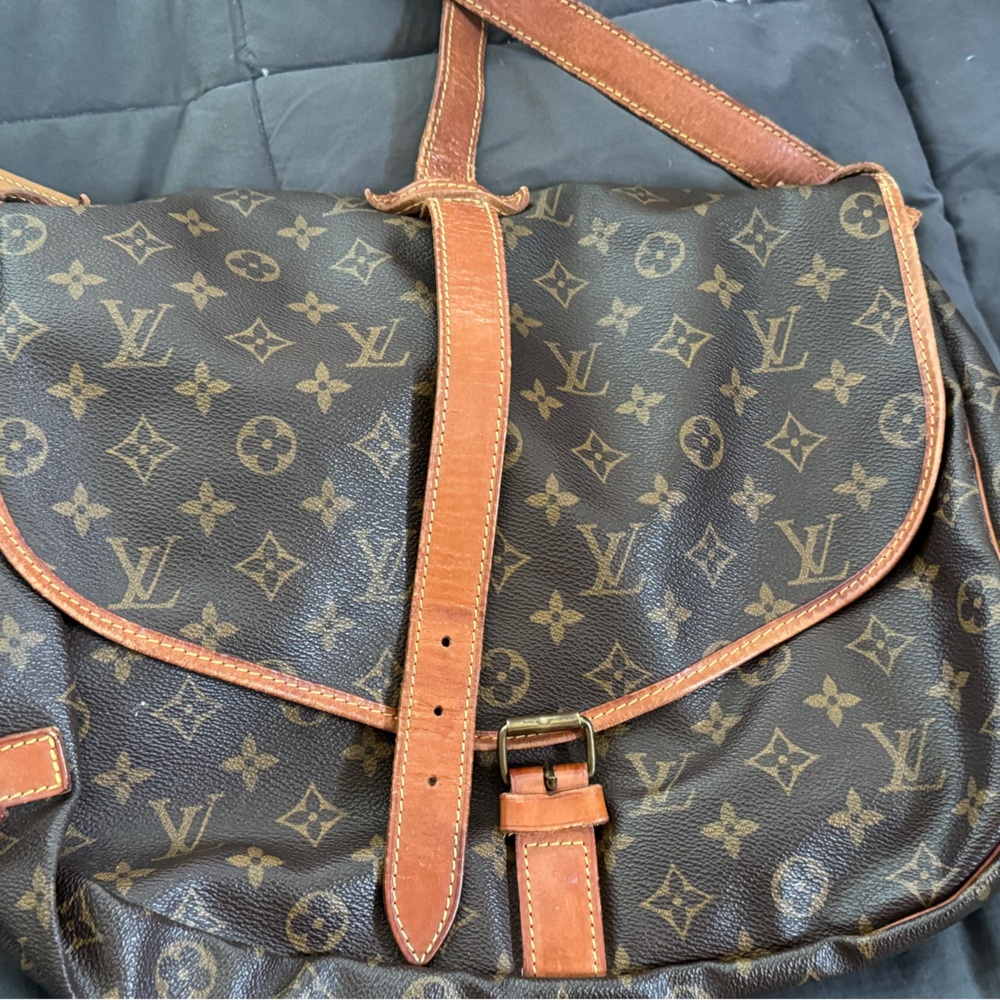 Authentic double sided saddle bag Louis Vuitton Bag - Picture 8 of 12